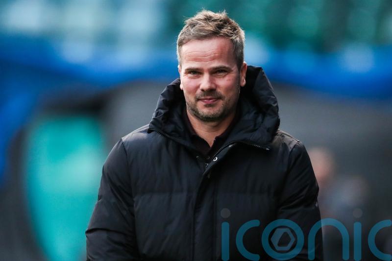 Stephen Clemence seeing mindset shift as goal-shy Gillingham down 10-man Sutton