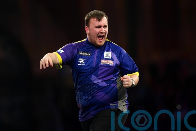 Sixteen-year-old Luke Littler storms into World Championship semi-finals