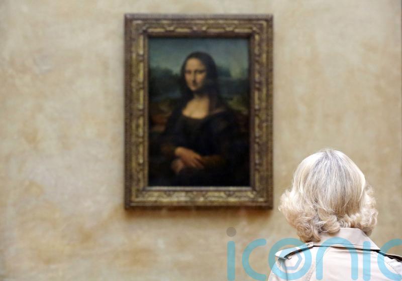 WATCH: Protesters throw soup at Mona Lisa in Paris