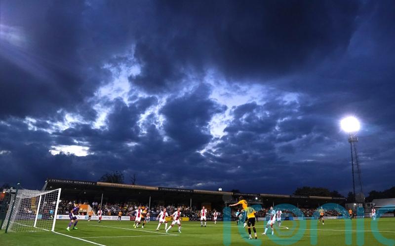 Cambridge-Bolton abandoned after nine minutes due to waterlogged pitch
