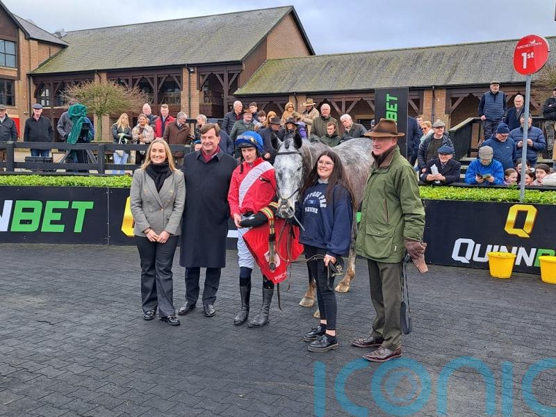 Tullyhill stakes Supreme claim with easy Listed verdict