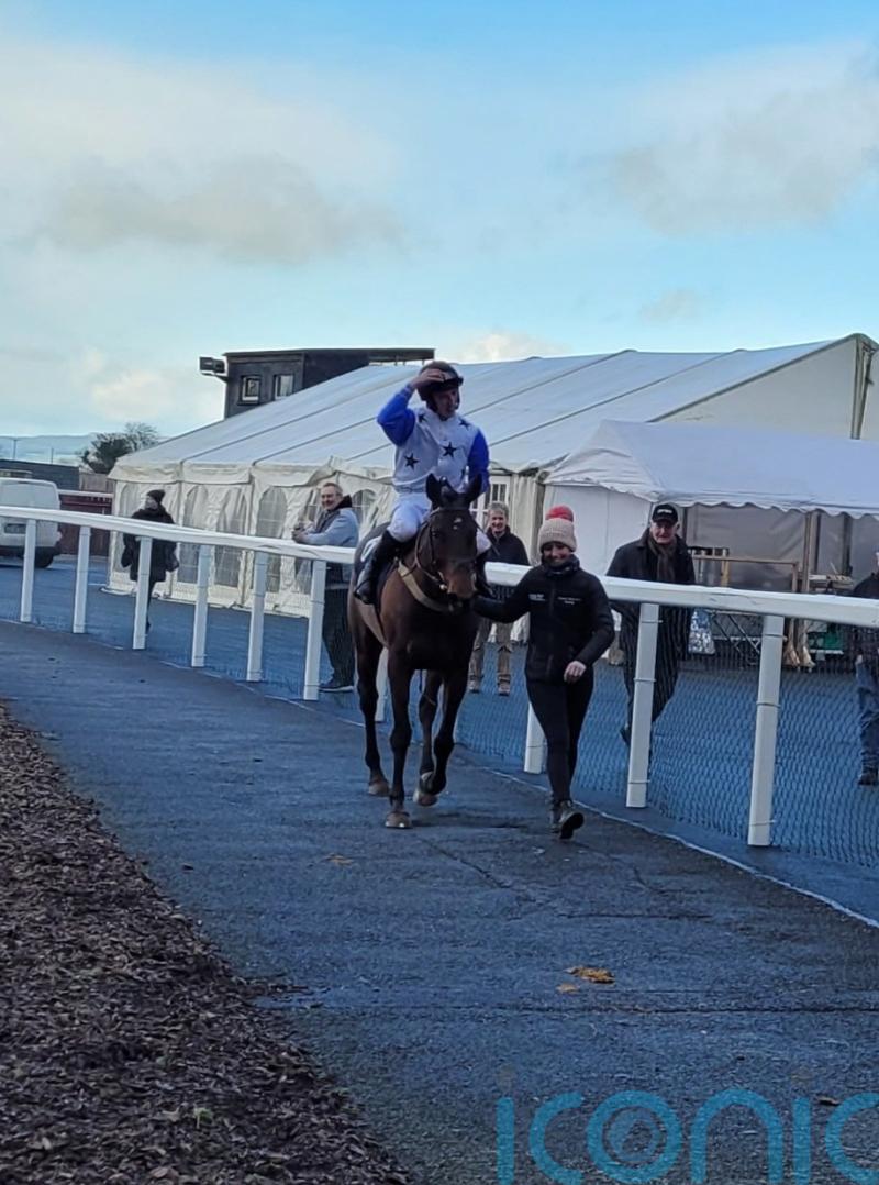 Thurles delight for Stuart Edmunds and Ciaran Gethings