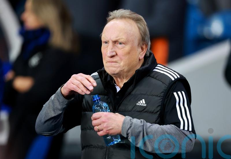 Do you see us winning another game? &ndash; Neil Warnock fumes at Aberdeen defending