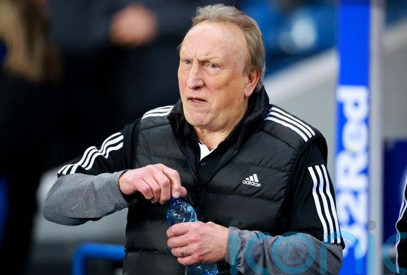 Neil Warnock steps down as Aberdeen boss after sealing semi-final spot