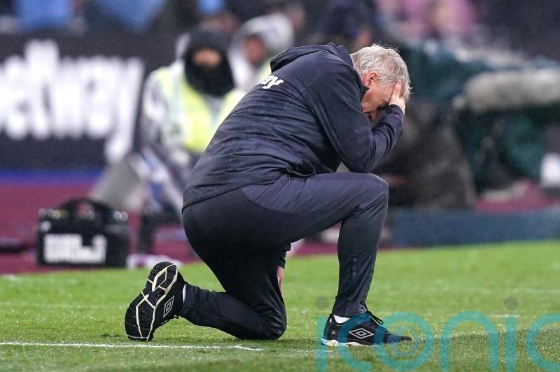 The decisions went so badly against us &ndash; David Moyes unhappy with referee