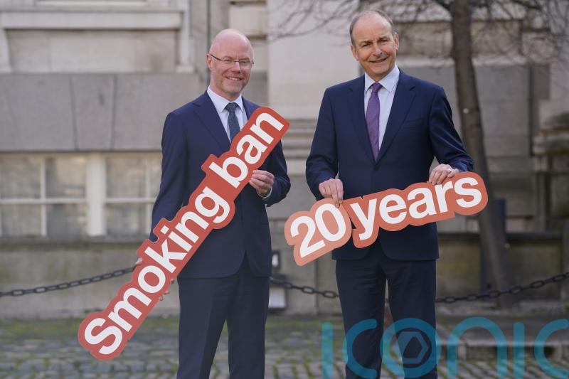 Rise in smoking age and disposable vapes ban considered by Government