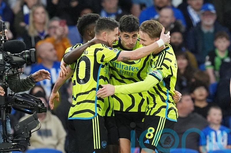 Arsenal back on top with commanding win over Brighton