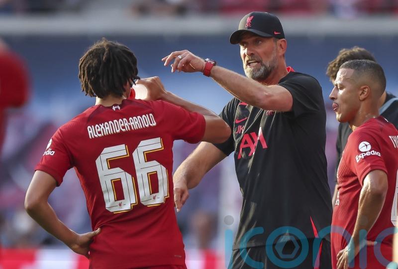 Jurgen Klopp: Trent Alexander-Arnold and Diogo Jota give Liverpool &lsquo;a chance&rsquo;