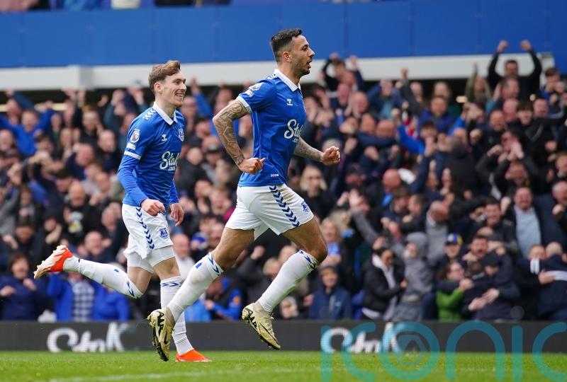 Everton ease worries with victory over relegation rivals Nottingham Forest
