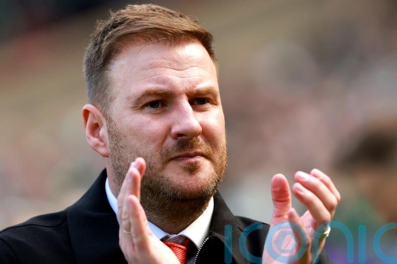 What a professional &ndash; Peter Leven hails Aberdeen winger Junior Hoilett