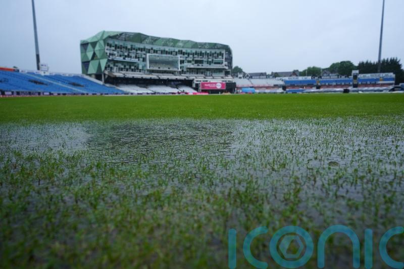 England&rsquo;s first T20 against Pakistan abandoned due to rain