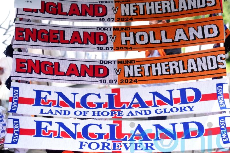 Five England fans injured after attacks from Dutch supporters in Dortmund