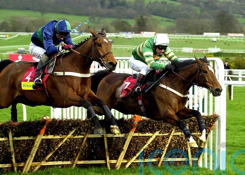 &lsquo;Horse of a lifetime&rsquo; Istabraq dies aged 32
