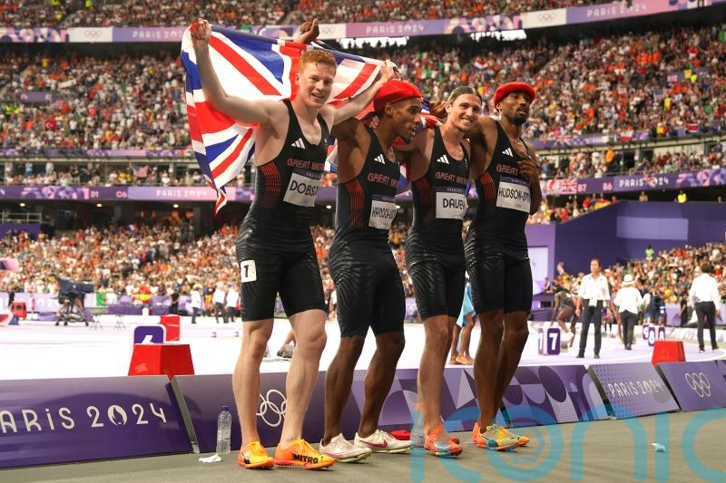Great Britain&rsquo;s 4&times;400 metres relay men and women win bronze medals