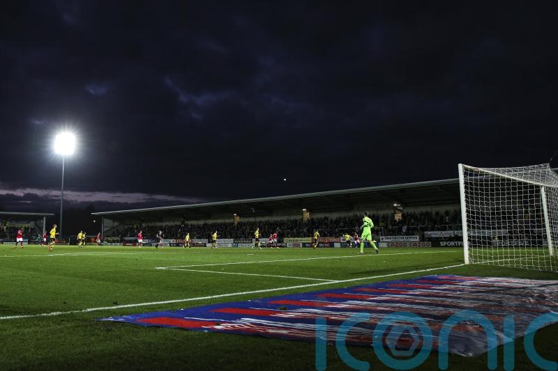 Blackpool score four second-half goals to punish 10-man Burton