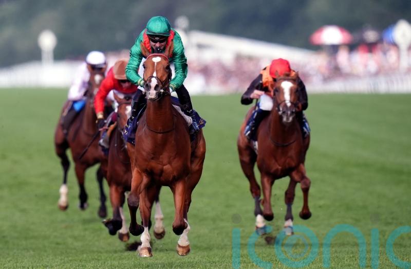 Calandagan and Zarakem offering French resistance to City Of Troy