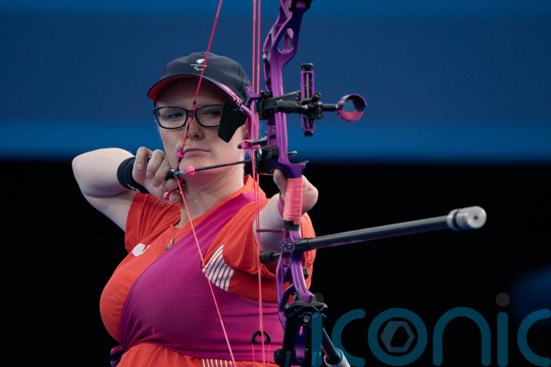 Pregnant archer Jodie Grinham snatches Paralympic bronze in dramatic finish