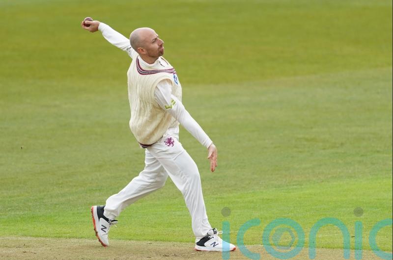Jack Leach has Durham in a spin and improves Somerset&rsquo;s title chances