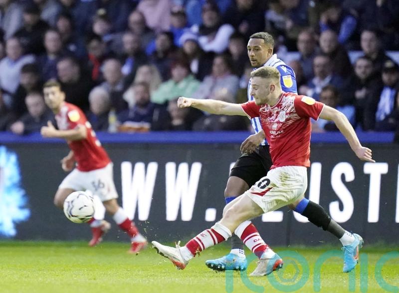 Oldham end six-game winless run in Vanarama National League by beating Woking