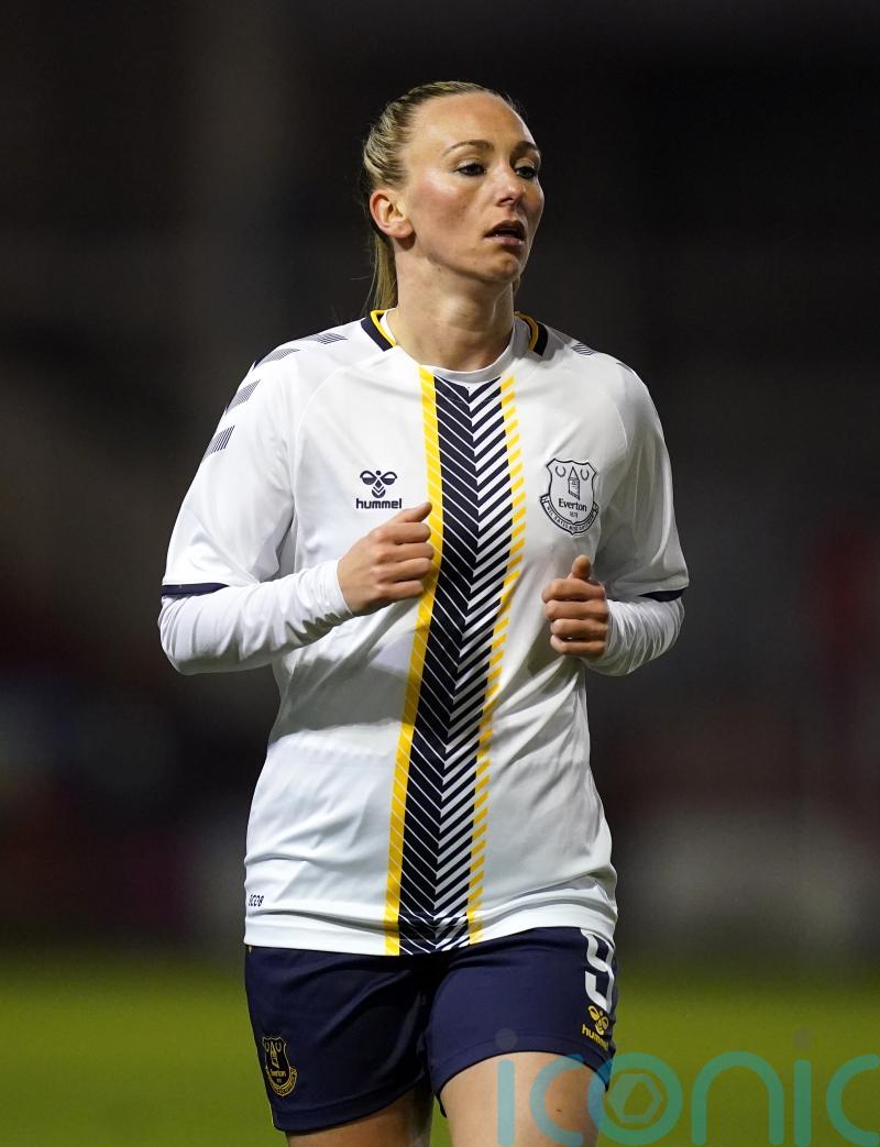 Former England forward Toni Duggan announces decision to retire from football