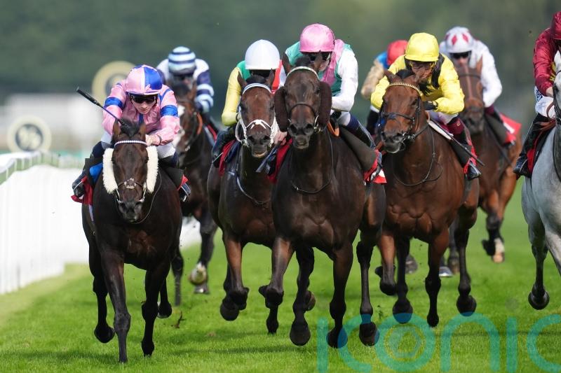 Skellet scoops Listed honours at Sandown