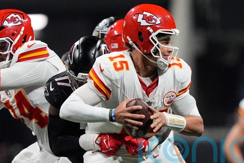 Kansas City Chiefs remain undefeated with 22-17 victory over Atlanta Falcons