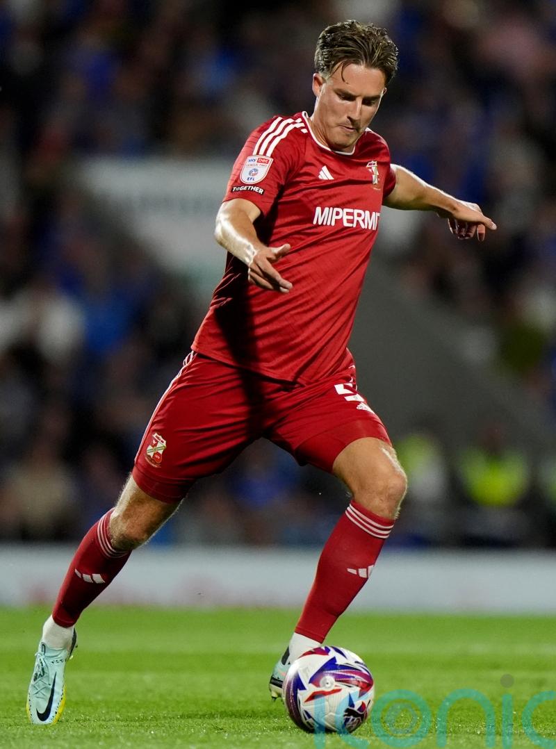 Swindon secure maiden away win at Cheltenham