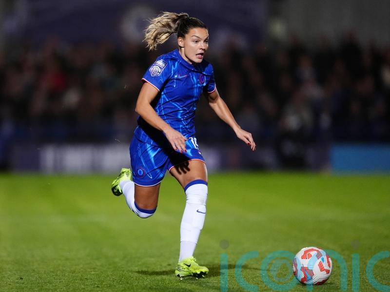 Johanna Rytting Kaneryd&rsquo;s stunning strike helps Chelsea to victory over Spurs