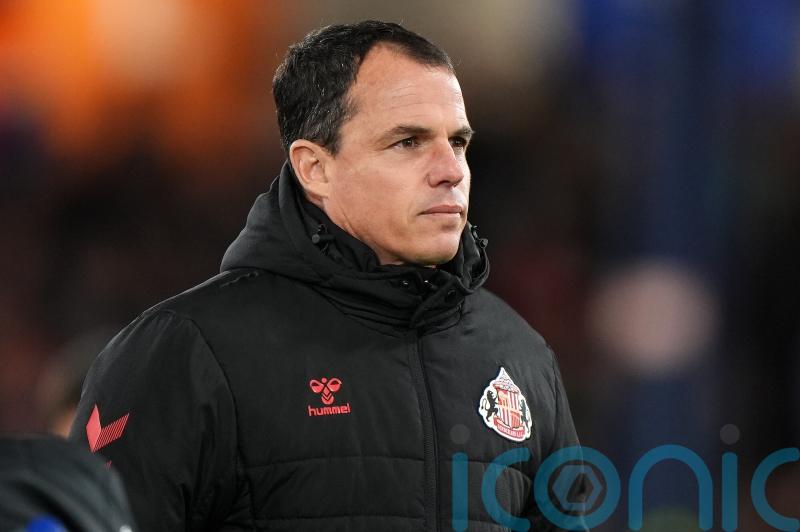 Regis Le Bris plays down full-time clash after leaders Sunderland beat Luton