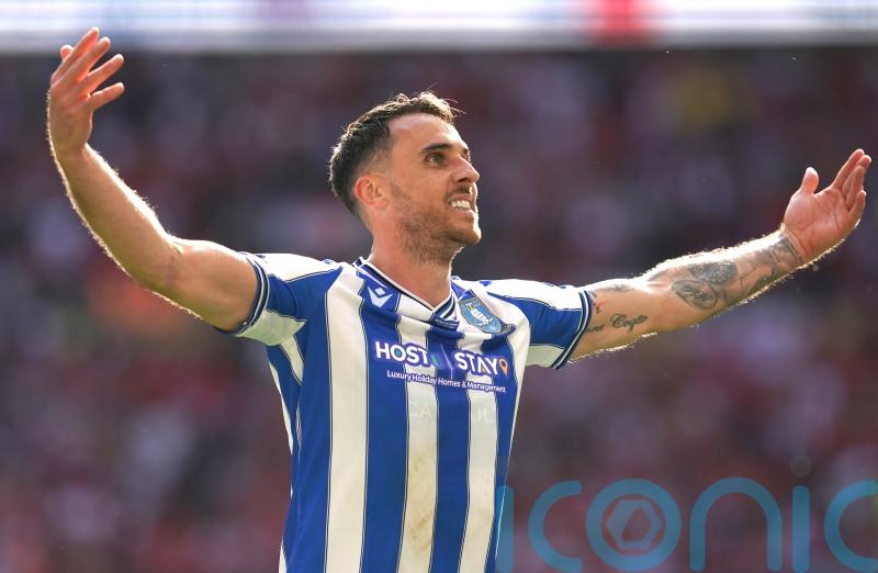 Birmingham held at promotion rivals Mansfield