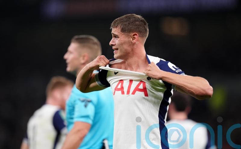 Ange Postecoglou: Micky van de Ven&rsquo;s hamstring injury not too serious