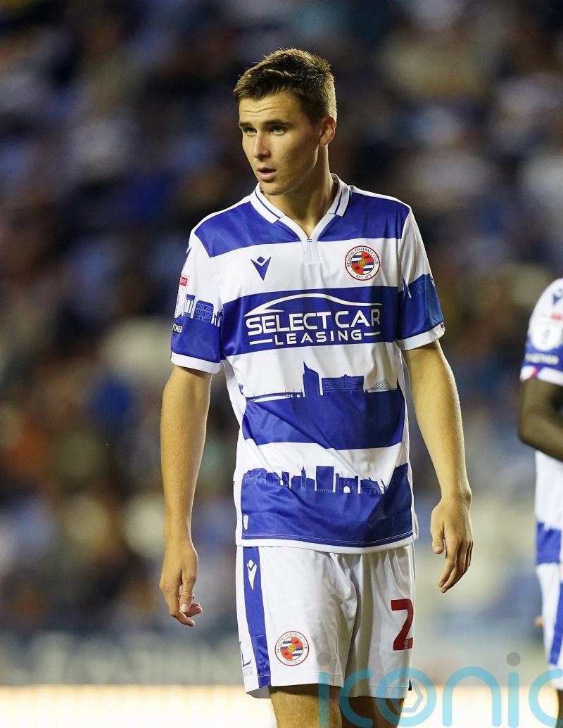 Reading battle past Fleetwood to reach FA Cup second round