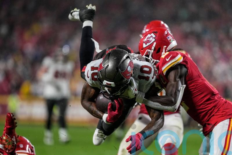 Kansas City Chiefs remain perfect with overtime victory