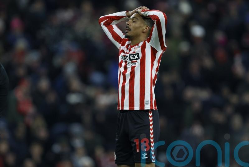 Sunderland&rsquo;s run of draws continues as West Brom clash ends in stalemate