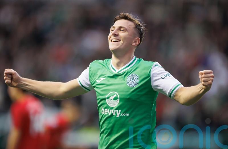 Hibernian beat Motherwell to end winless run and move off foot of Premiership