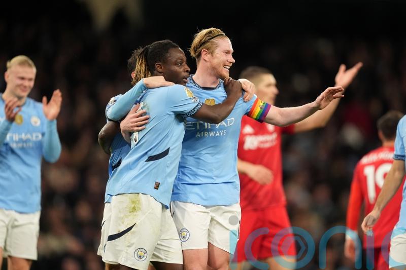 Kevin De Bruyne stars as Manchester City end winless run in style