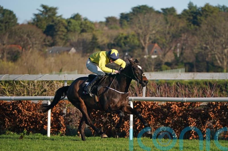 Barry Connell lining up trio of stable stars for Christmas action