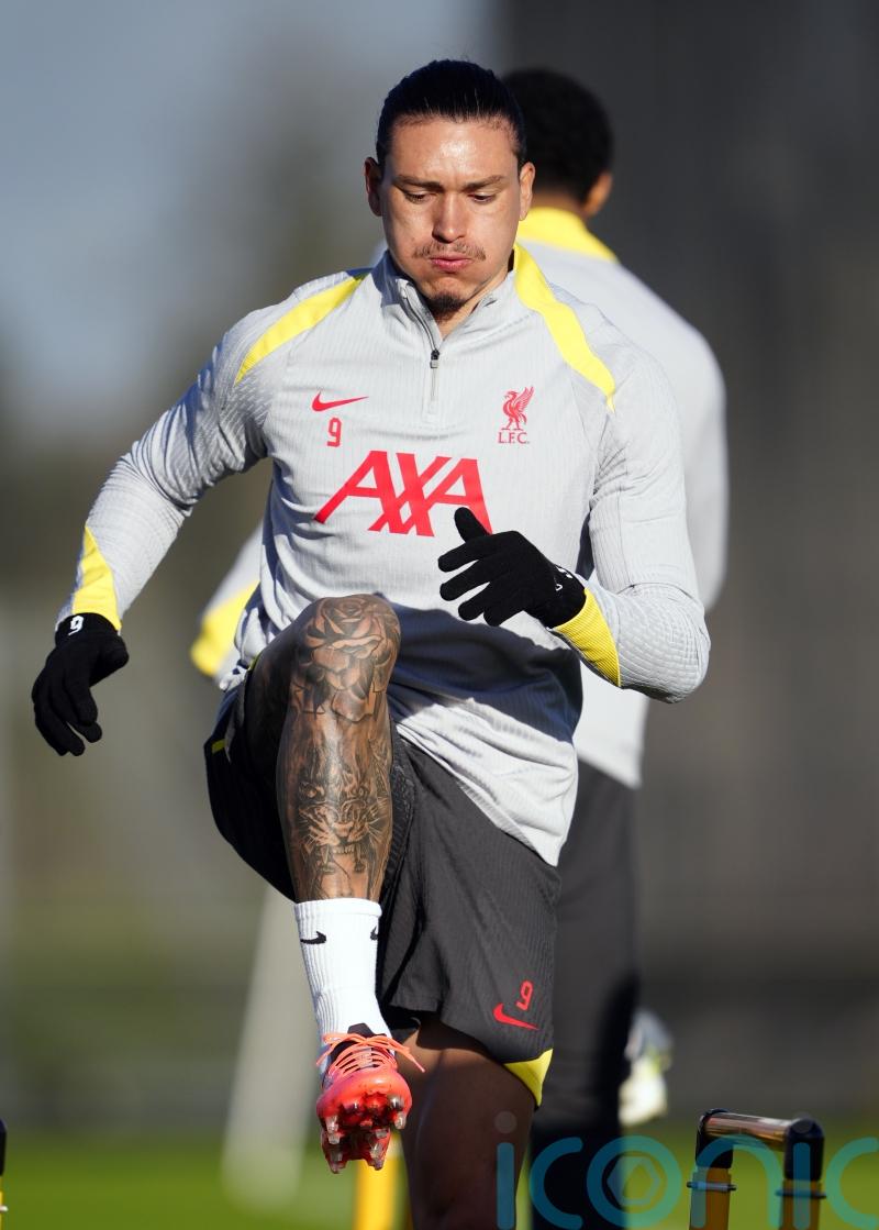 Arne Slot defends Darwin Nunez&rsquo;s contribution but accepts his standards dipped