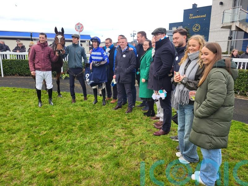 Baby Kate flies home to upset stablemate Karoline Banbou