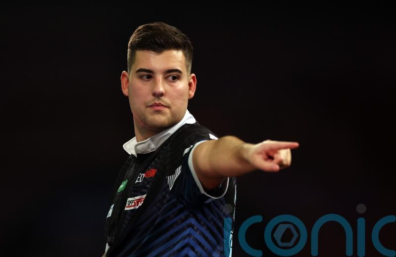 Ryan Meikle denies Fallon Sherrock chance of Luke Littler clash