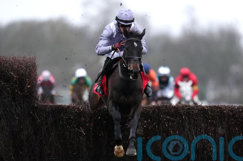 Il Est Francais camp to consider dropping down in distance