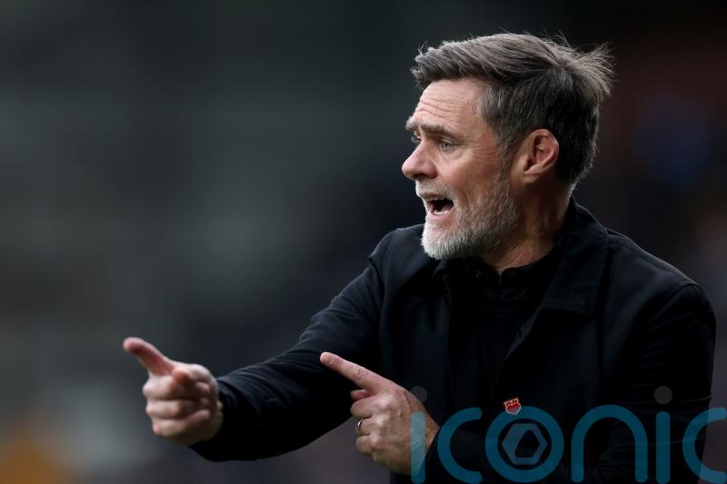 Graham Alexander frustrated at Bradford&rsquo;s &lsquo;two points dropped&rsquo; away to Barrow