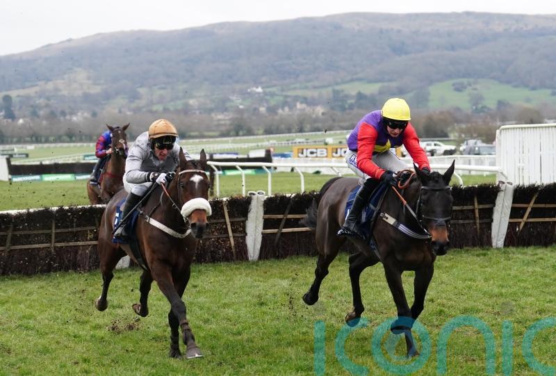 Leenders considering Aintree aim for Gold Tweet