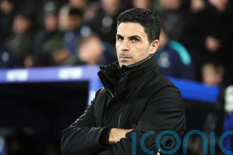 I am very happy with the players we have &ndash; Arsenal unlikely to make striker move