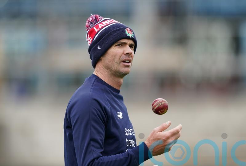 James Anderson ready to restart career with Lancashire after signing new deal