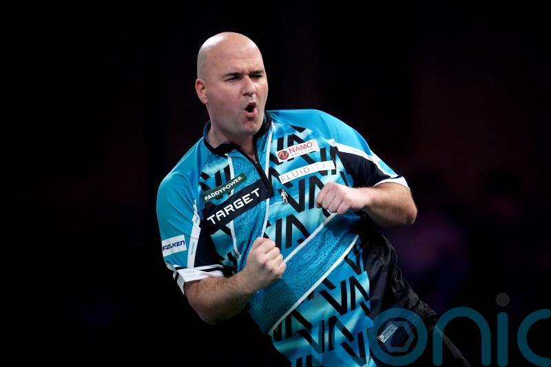 Rob Cross beats Stephen Bunting in Dutch Masters final