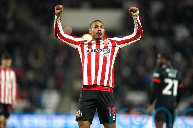 Sunderland maintain promotion push and sink Luton to foot of the table