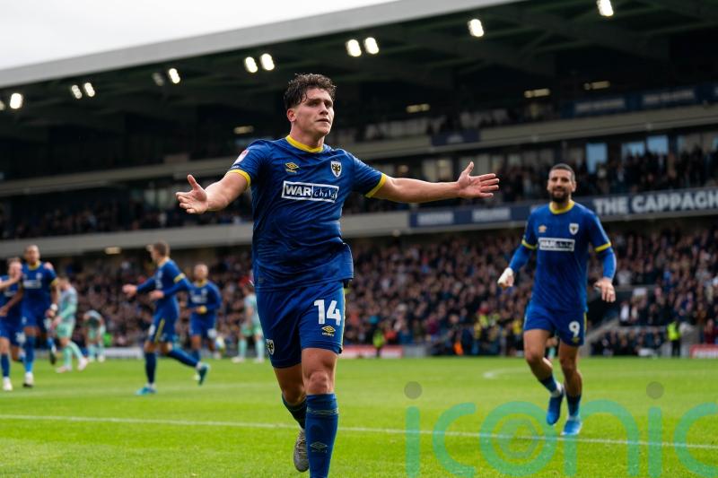 Matty Stevens scores the only goal as AFC Wimbledon beat Salford to go second