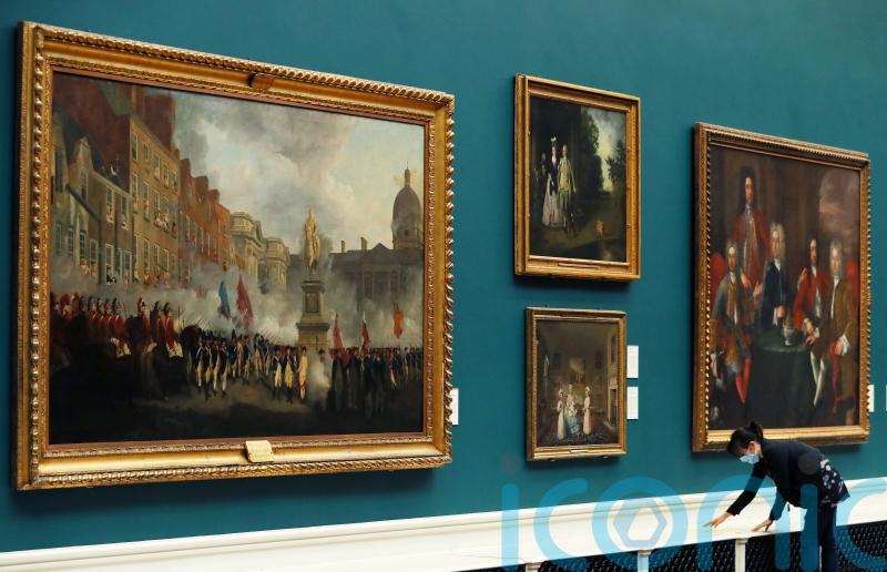 Calls for National Gallery to answer questions on unused artworks scanner