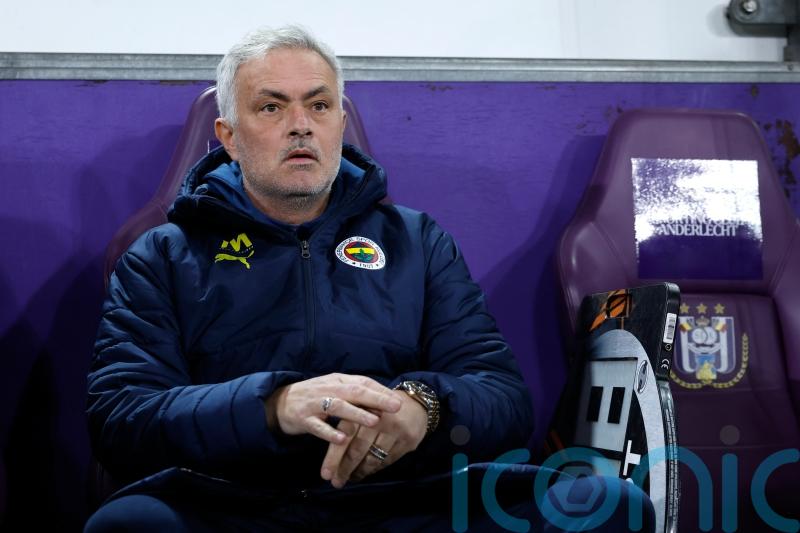 Fenerbahce respond after Galatasaray accuse Jose Mourinho of &lsquo;racist statements&rsquo;